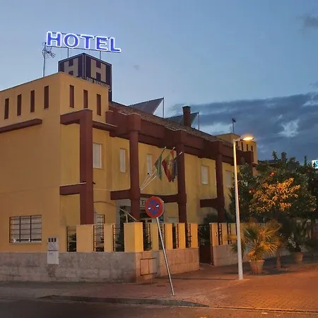 Maximiano Herculeo Hotell